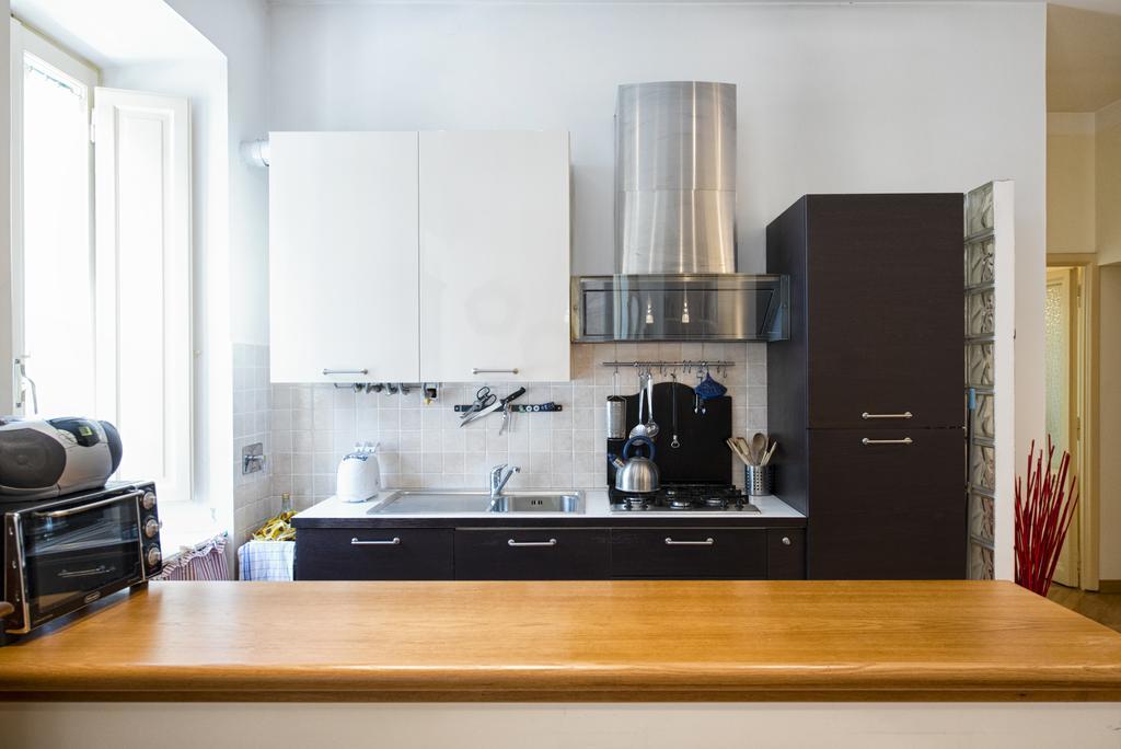 Casa Elena - Italyholidayhouse ローマ 部屋 写真